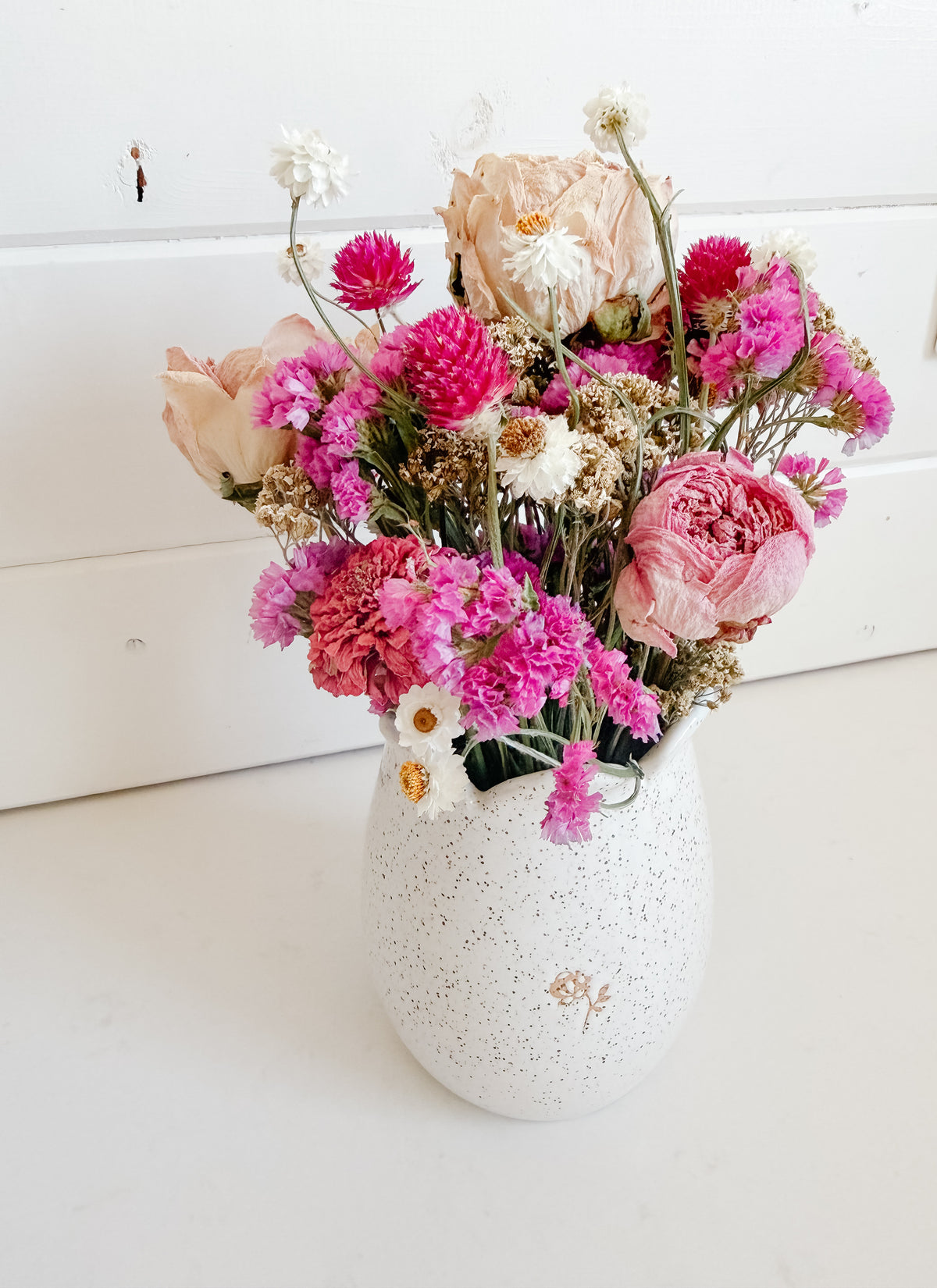 Okey Doecke x 805 Florals - Medium Vase & Dried Florals